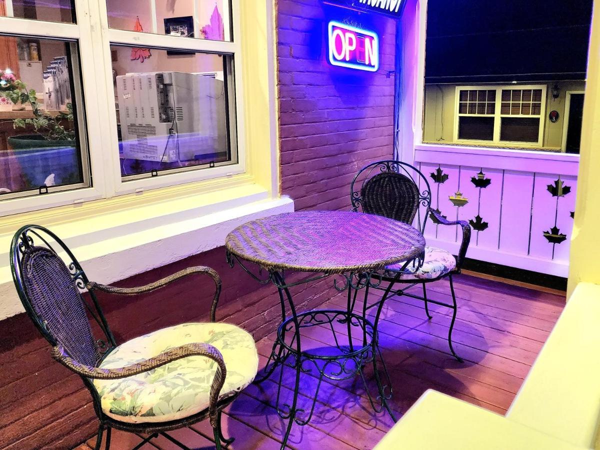 Maple Leaf Motel Goderich Eksteriør bilde